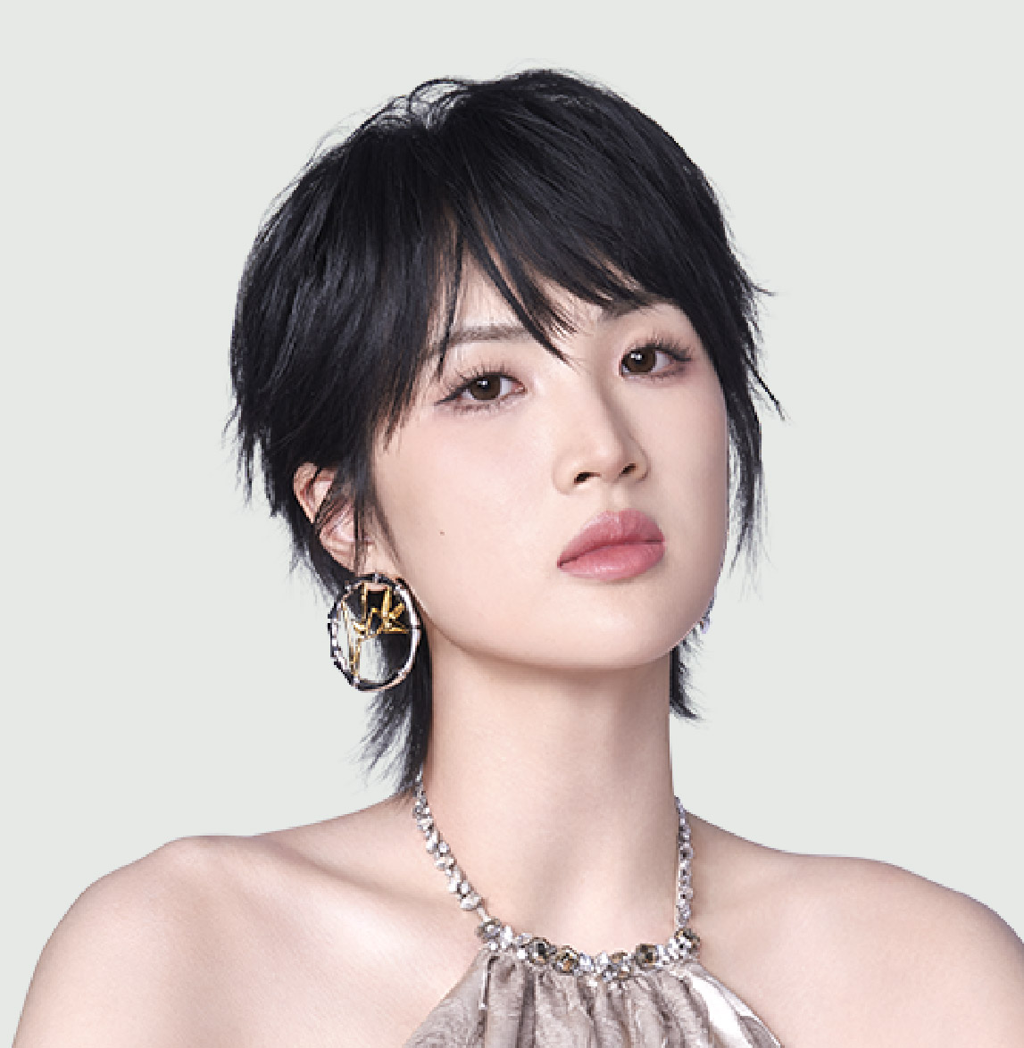 姚安娜
